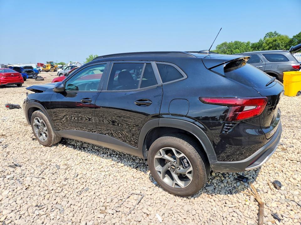 2024 CHEVROLET TRAX 1LT — Фото 2 из 13