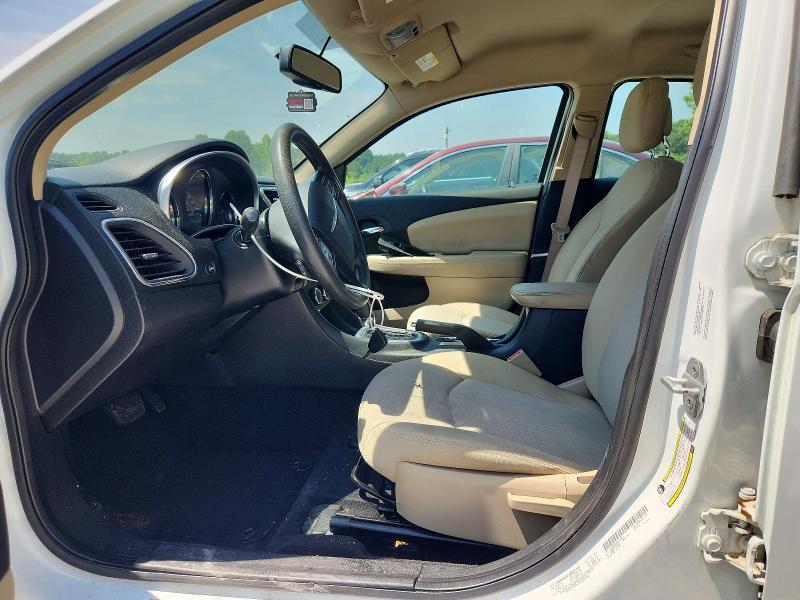 2012 CHRYSLER 200 LX — Фото 7 из 13