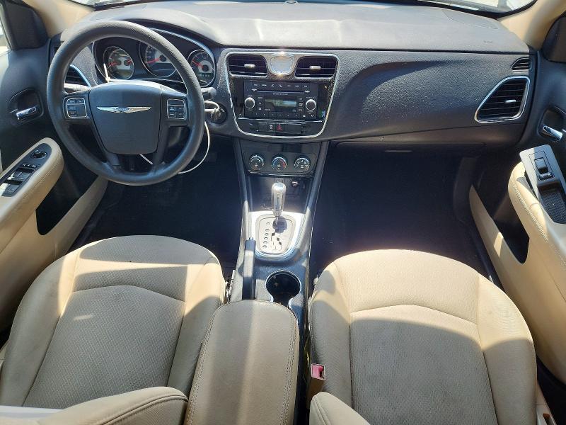 2012 CHRYSLER 200 LX — Фото 8 из 13