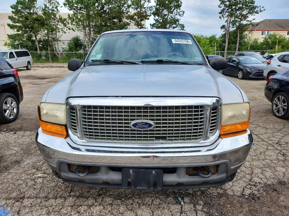 2001 FORD EXCURSION XLT — Фото 5 из 12