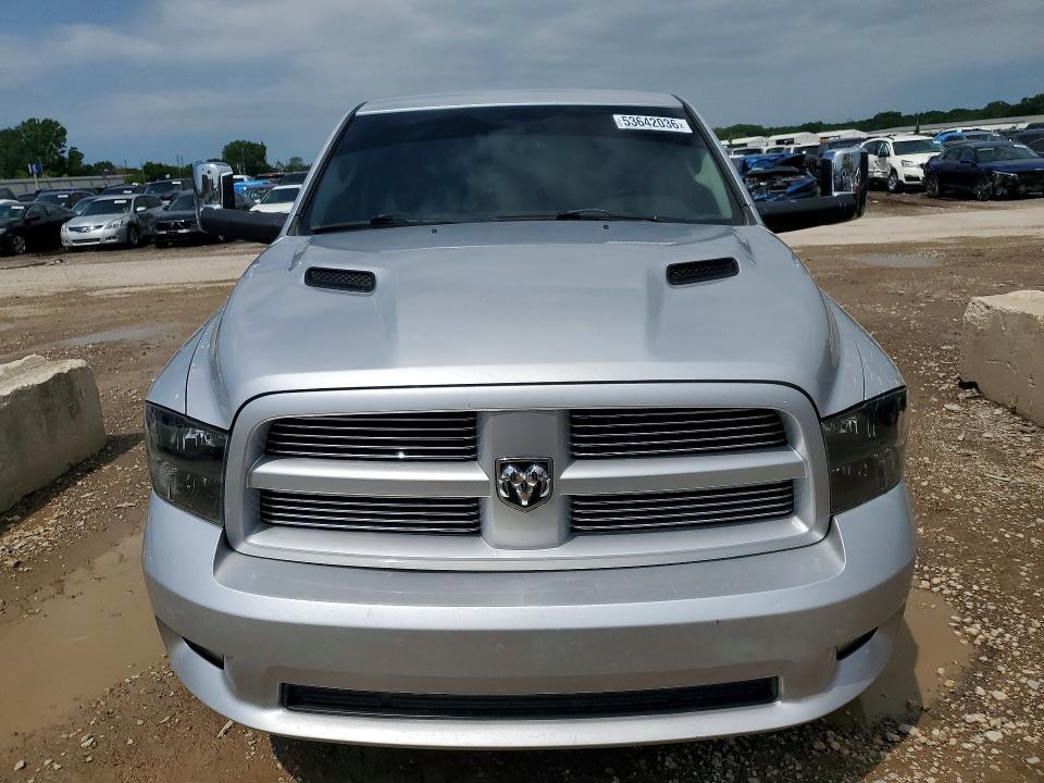 2012 DODGE RAM 1500 SPORT — Фото 5 из 12
