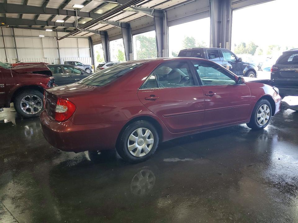 2004 TOYOTA CAMRY LE — Фото 3 из 12
