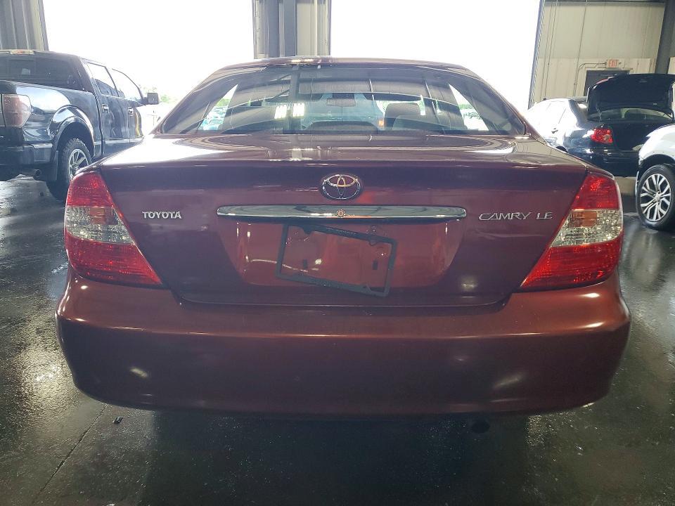 2004 TOYOTA CAMRY LE — Фото 6 из 12