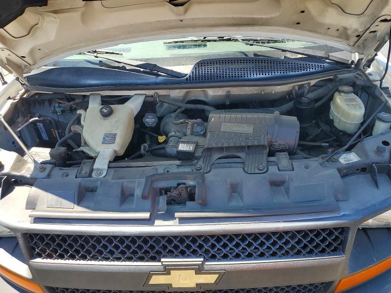 2016 CHEVROLET EXPRESS G3500 — Фото 11 из 12