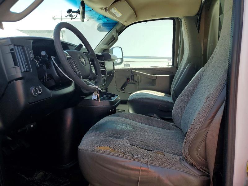 2016 CHEVROLET EXPRESS G3500 — Фото 7 из 12