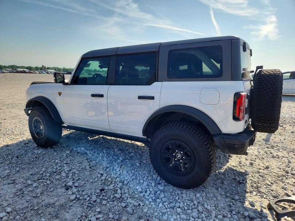 1FMEE9BP7RLA57776 2024 FORD BRONCO photo no. 2