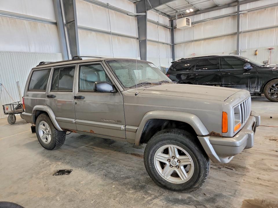 2001 JEEP CHEROKEE CLASSIC — Фото 4 из 13