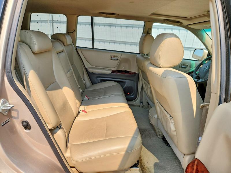 2004 TOYOTA HIGHLANDER LIMITED — Фото 11 из 13