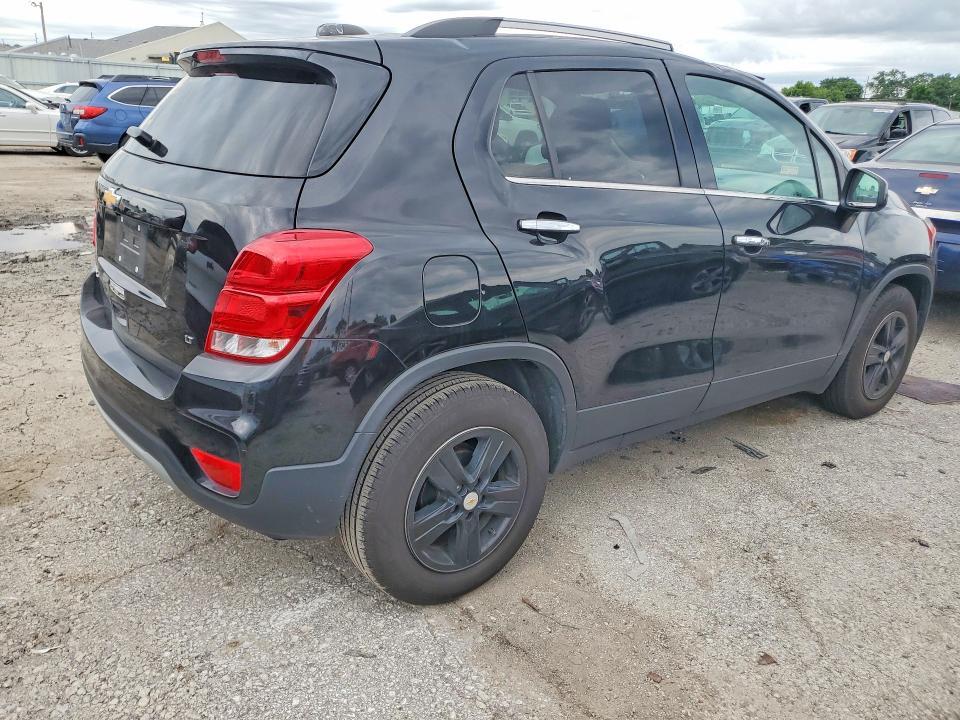 2020 CHEVROLET TRAX 1LT — Фото 3 из 12