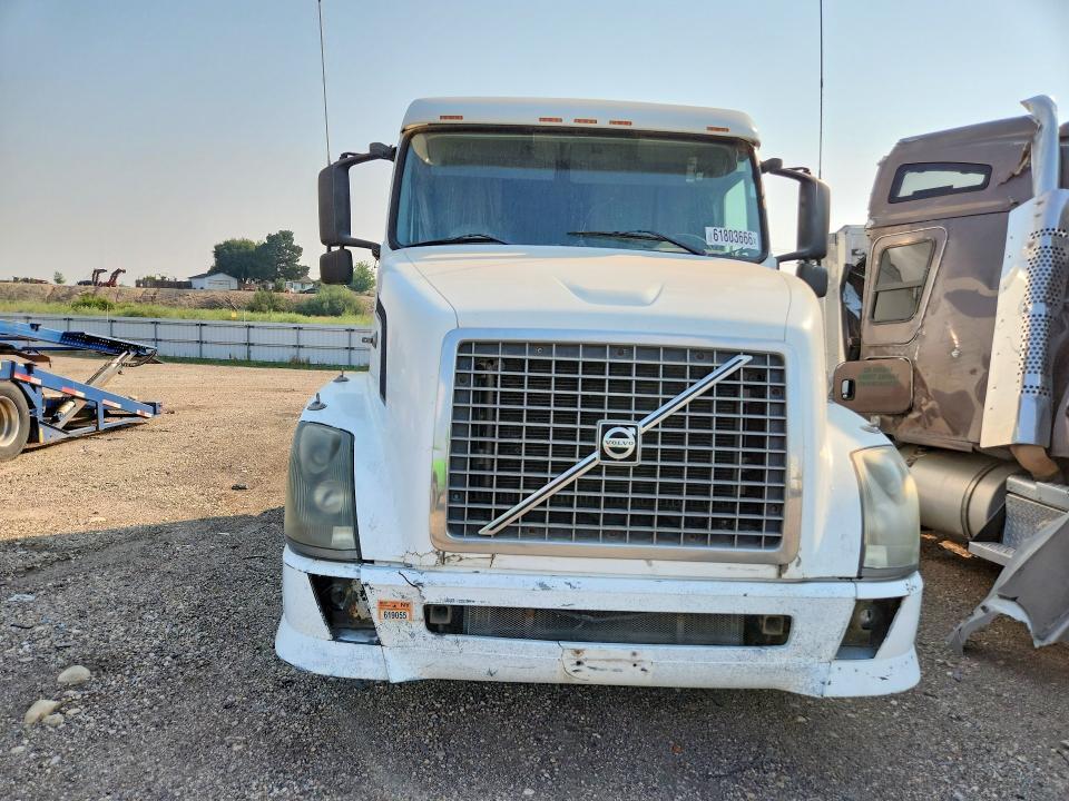 2004 VOLVO VN VNL — Фото 5 из 14