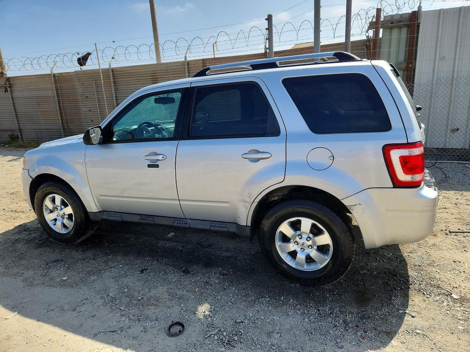 1FMCU0EG3CKA65775 2012 FORD ESCAPE photo no. 2