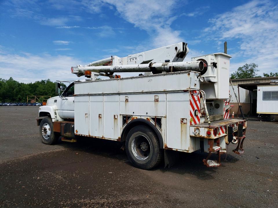 2002 GMC C7 BUCKET TRUCK — Фото 2 из 12