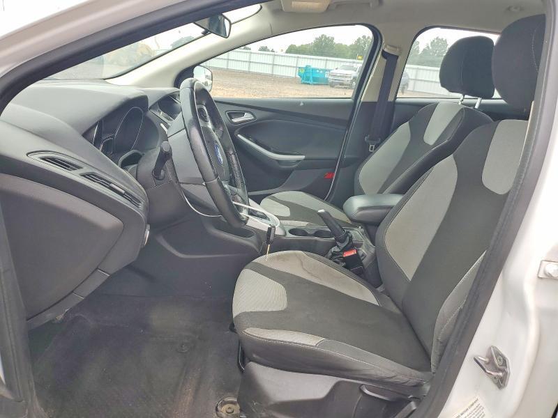 2012 FORD FOCUS SE — Фото 7 из 12
