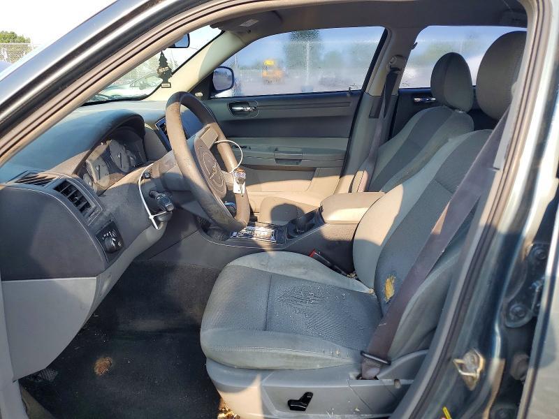 2005 CHRYSLER 300 — Фото 7 из 12
