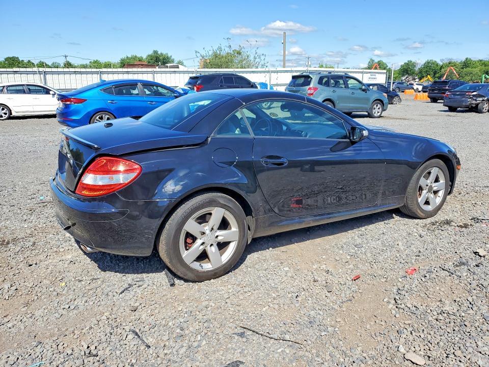 WDBWK54F58F184407 2008 MERCEDES-BENZ SLK photo no. 3