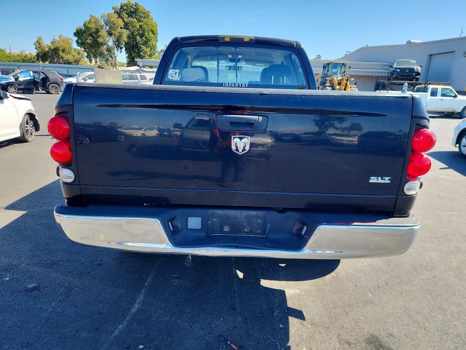 2005 DODGE RAM 1500 ST — Фото 6 из 12