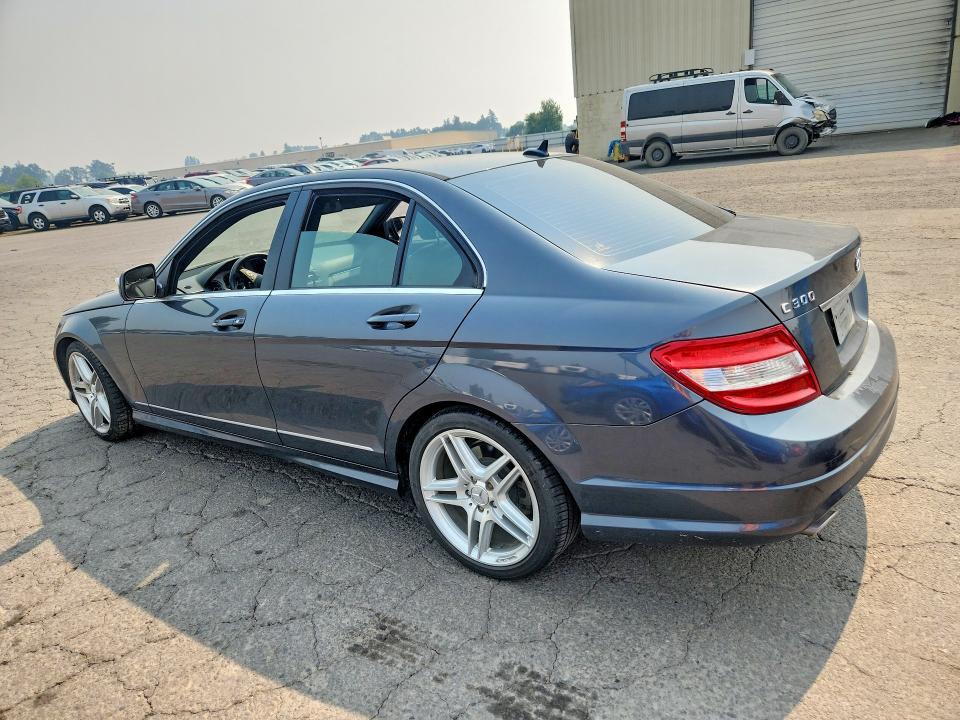2008 MERCEDES-BENZ C 300 — Фото 2 из 12