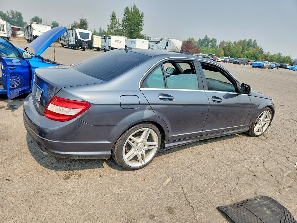 2008 MERCEDES-BENZ C 300 — Фото 3 из 12
