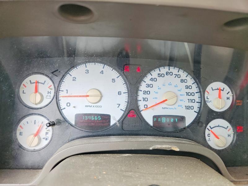 2002 DODGE RAM 1500 — Фото 9 из 12