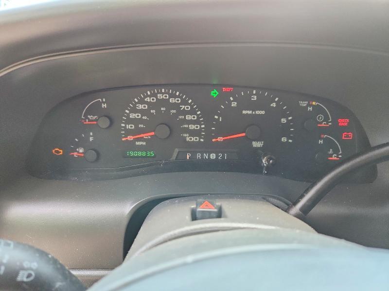 1FMNU41S72EC39533 2002 FORD EXCURSION photo no. 9