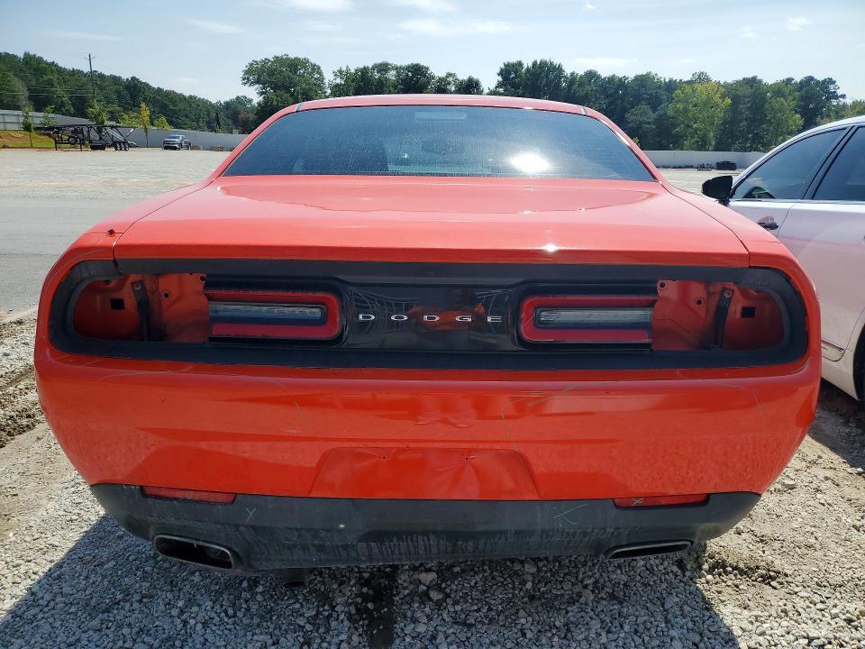 2016 DODGE CHALLENGER SXT — Фото 6 из 12