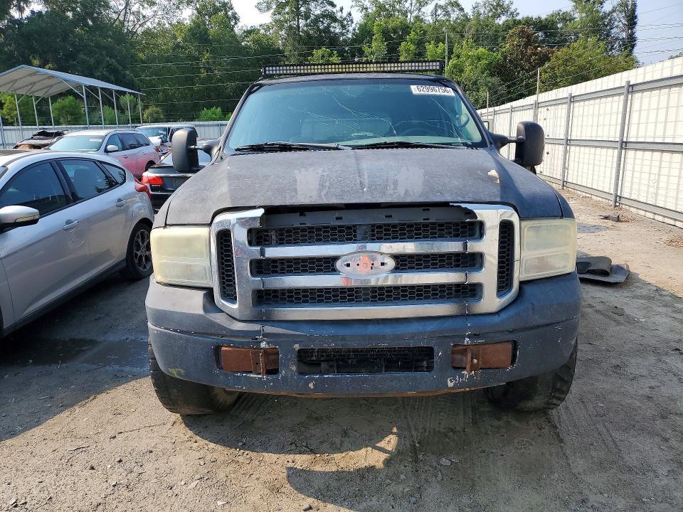 1FMNU40L65EB25750 2005 FORD EXCURSION photo no. 5