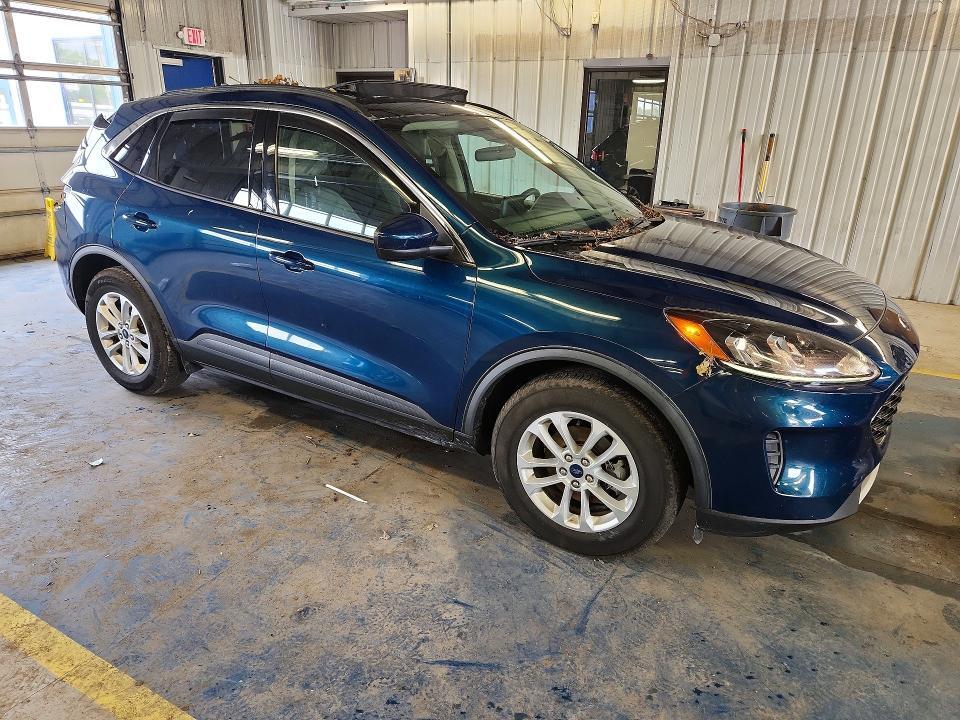 2020 FORD ESCAPE SE — Фото 4 из 13