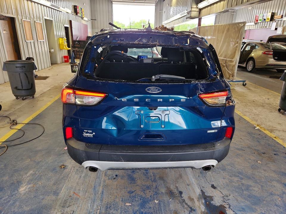 2020 FORD ESCAPE SE — Фото 6 из 13