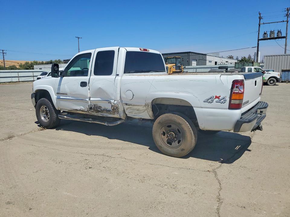 2002 GMC SIERRA K2500 HEAVY DUTY — Фото 2 из 13