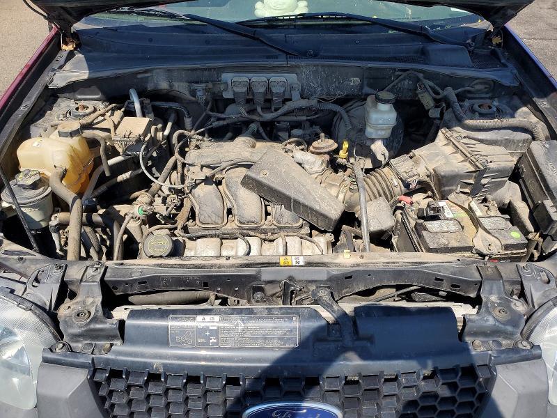 1FMCU93135KB12700 2005 FORD ESCAPE photo no. 12