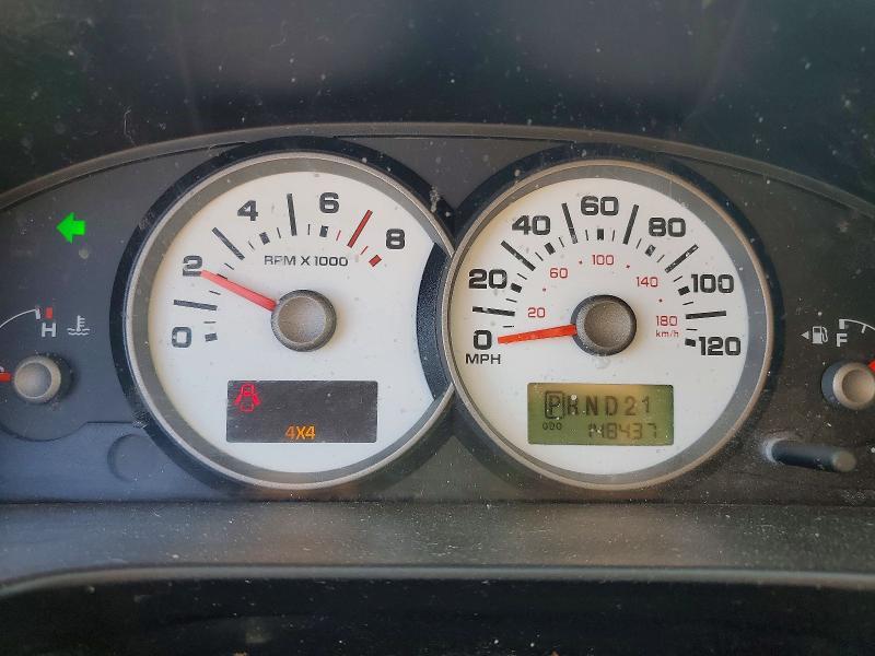 1FMCU93135KB12700 2005 FORD ESCAPE photo no. 9