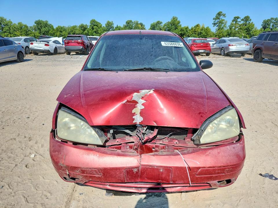 3FAFP37N35R117450 2005 FORD FOCUS photo no. 5