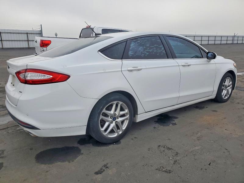 1FA6P0H7XG5123136 2016 FORD FUSION photo no. 3