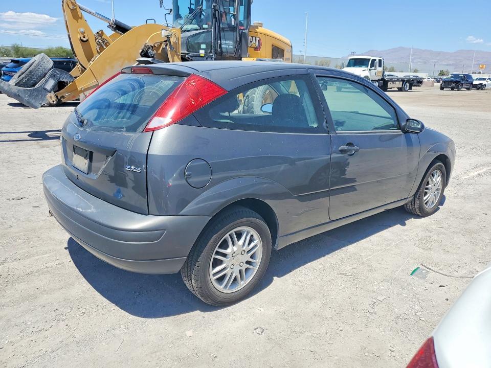 2005 FORD FOCUS ZX3 — Фото 3 из 12