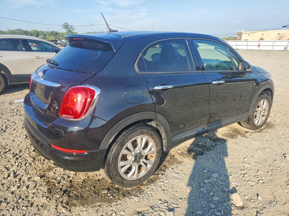 2016 FIAT 500X EASY — Фото 3 из 12