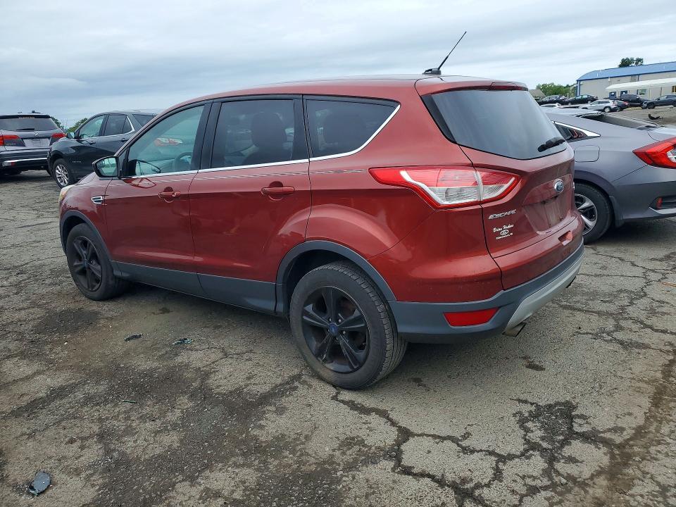 1FMCU9GX8GUA02537 2016 FORD ESCAPE photo no. 2