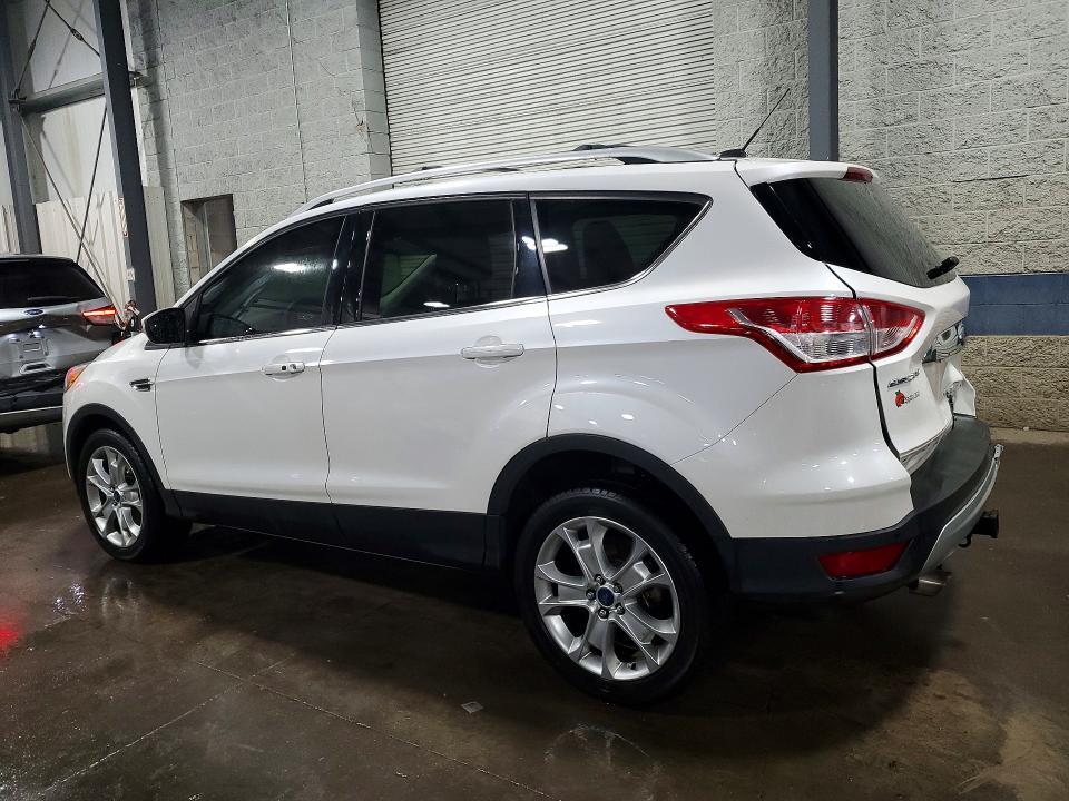2016 FORD ESCAPE TITANIUM — Фото 2 из 14