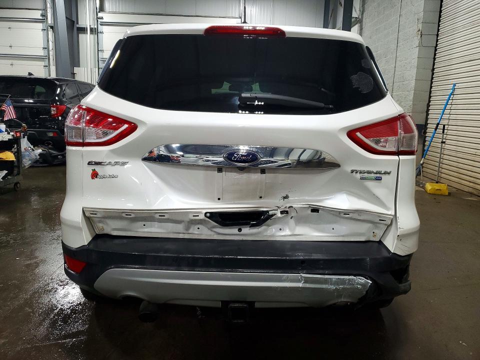 2016 FORD ESCAPE TITANIUM — Фото 6 из 14