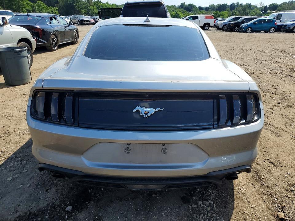 2020 FORD MUSTANG — Фото 6 из 12
