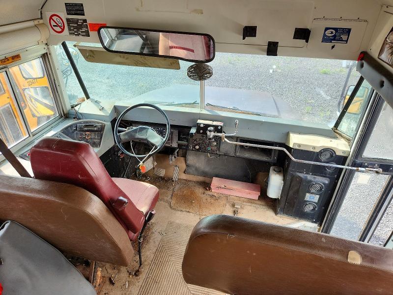 2003 INTERNATIONAL 3000 3800 - SCHOOL BUS — Фото 6 из 10