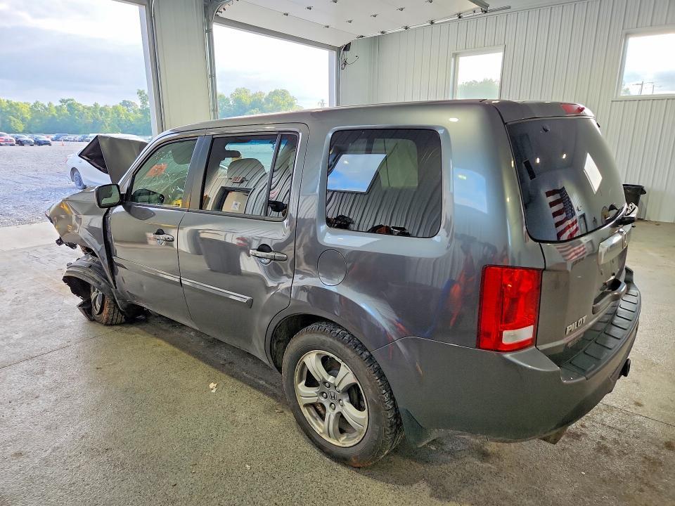5FNYF4H44CB044556 2012 HONDA PILOT photo no. 2