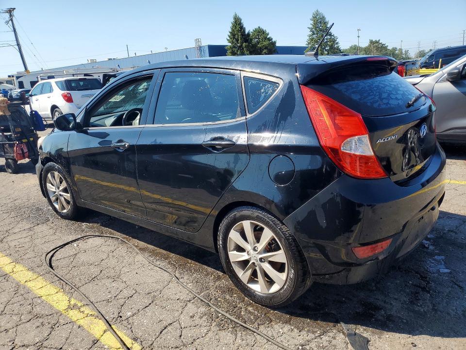 2012 HYUNDAI ACCENT SE — Фото 2 из 13