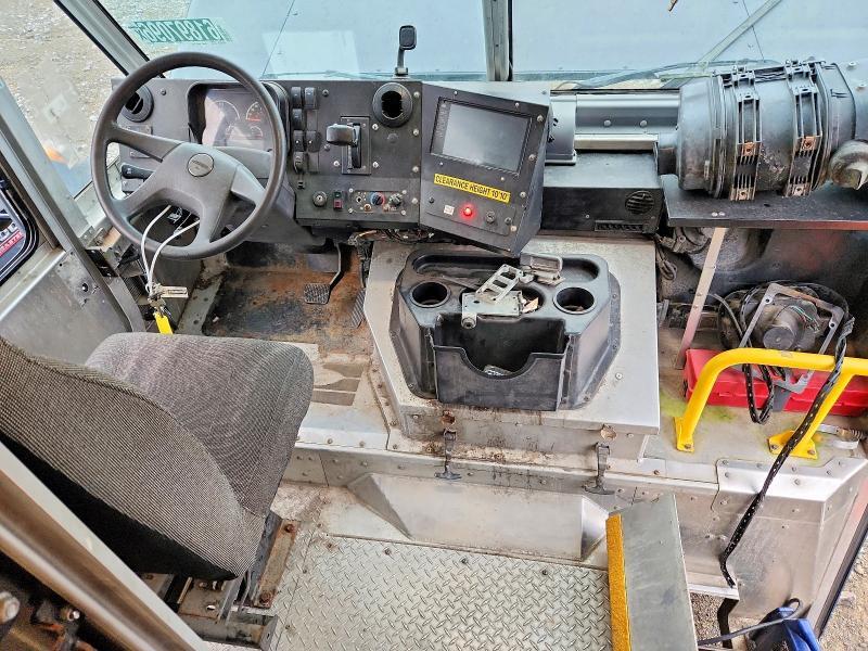 4UZAC2EA2LCMG2434 2020 FREIGHTLINER MT45 CHASSIS photo no. 8