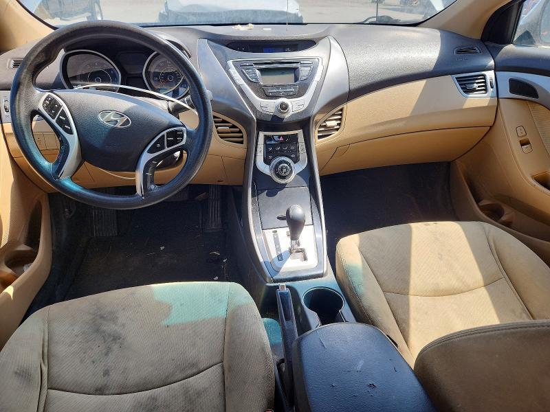 2012 HYUNDAI ELANTRA — Фото 8 из 12