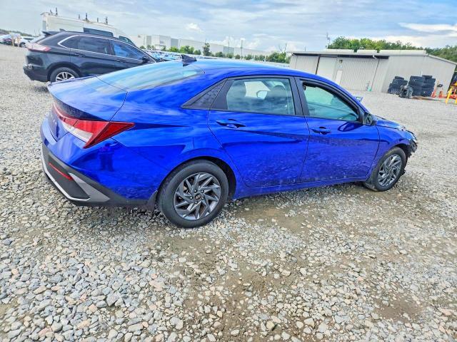 2024 HYUNDAI ELANTRA SEL — Фото 3 из 12