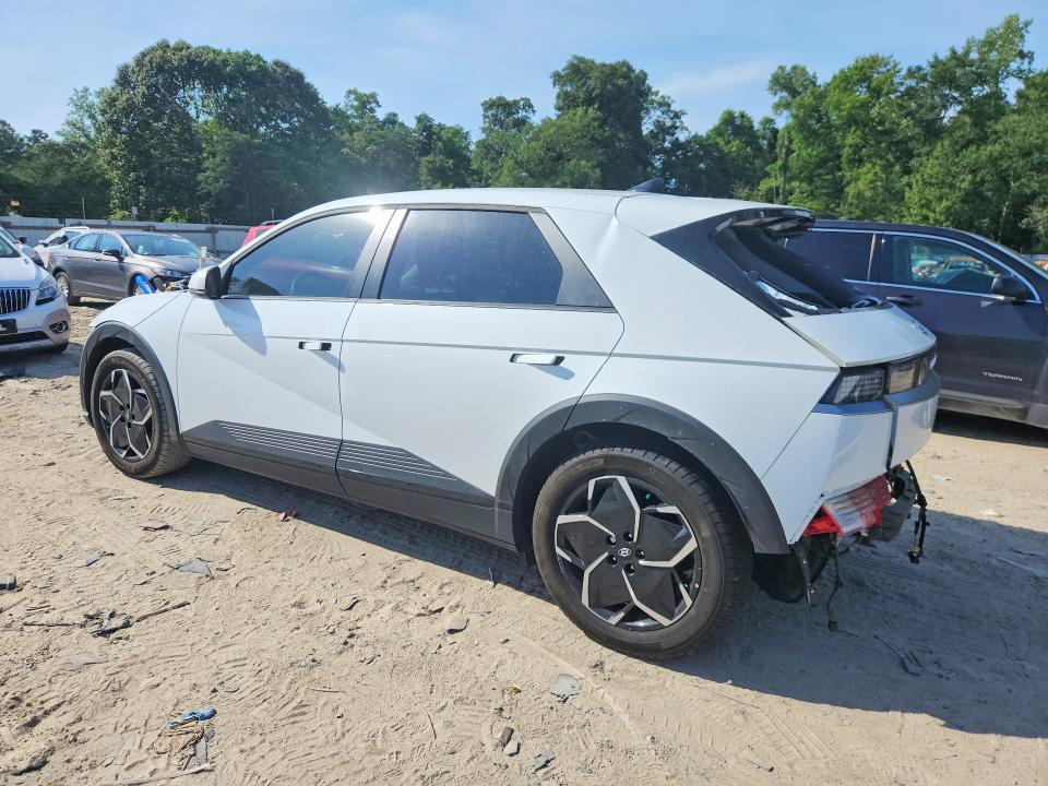 2024 HYUNDAI IONIQ 5 SE — Фото 2 из 13