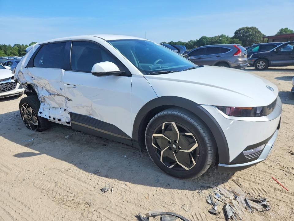 2024 HYUNDAI IONIQ 5 SE — Фото 4 из 13