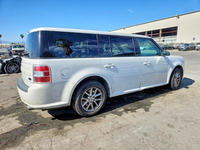 2FMGK5B84GBA12570 2016 FORD FLEX photo no. 3