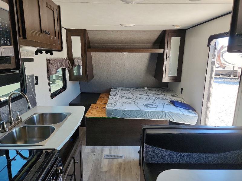 2020 HEARTLAND PROWLER CAMPER — Фото 5 из 10