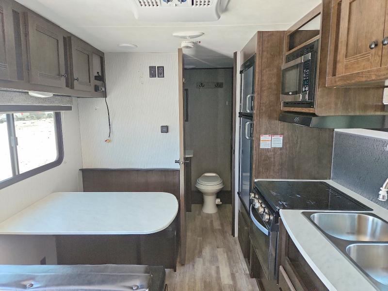 2020 HEARTLAND PROWLER CAMPER — Фото 6 из 10